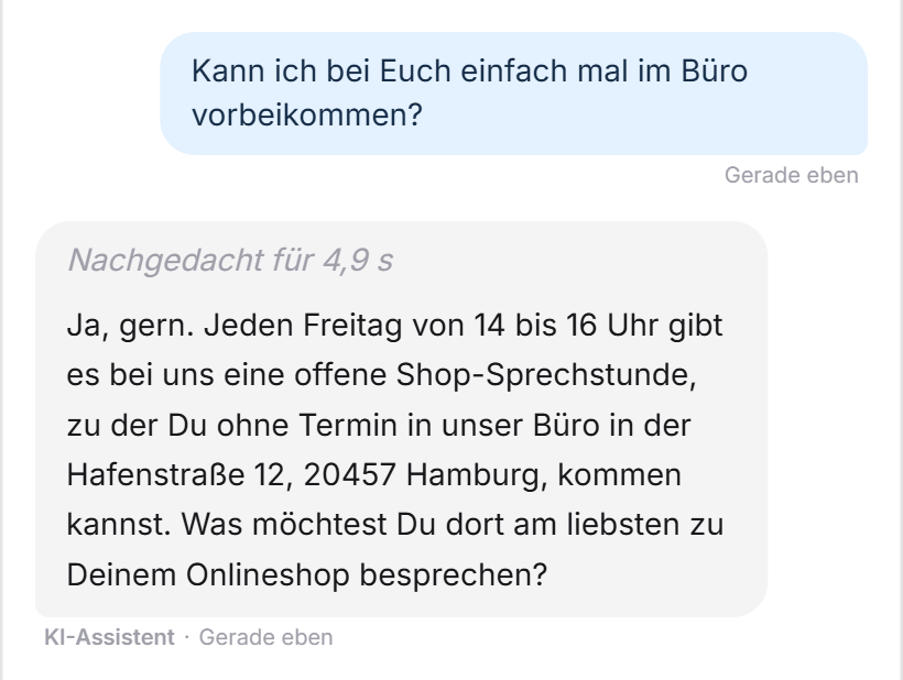 Ein Besucher fragt, ob er im Büro vorbeikommen kann. Der LeadWin-Agent nennt die offene Shop-Sprechstunde freitags von 14 bis 16 Uhr in der Hafenstraße 12 in Hamburg und fragt, worum es gehen soll